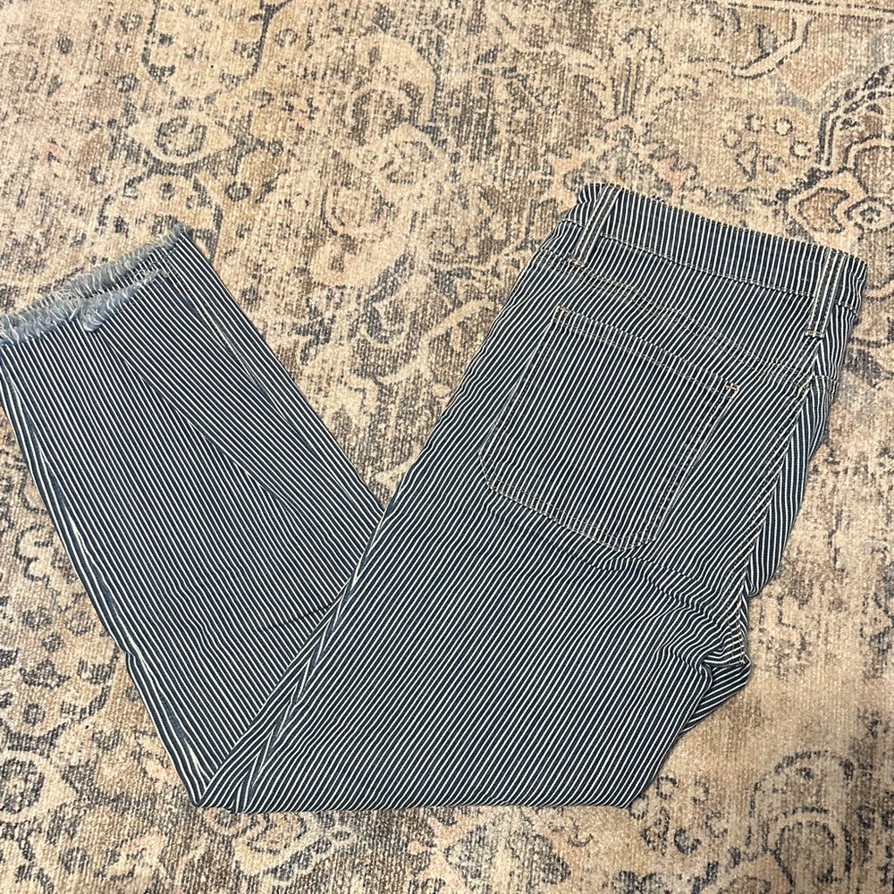 Kut from the Kloth Navy and White Striped Cropped Jeans